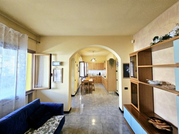 casa indipendente in vendita ad Urbana