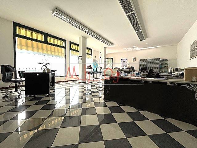 negozio in vendita a Veggiano