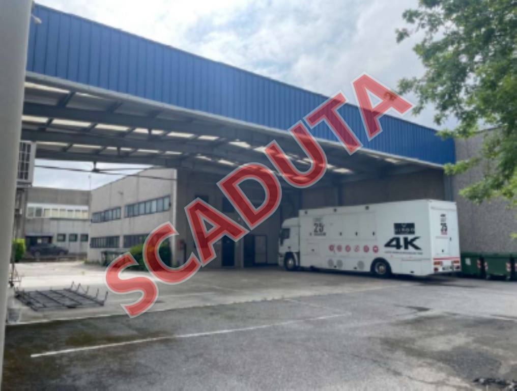 locale commerciale in vendita a Veggiano