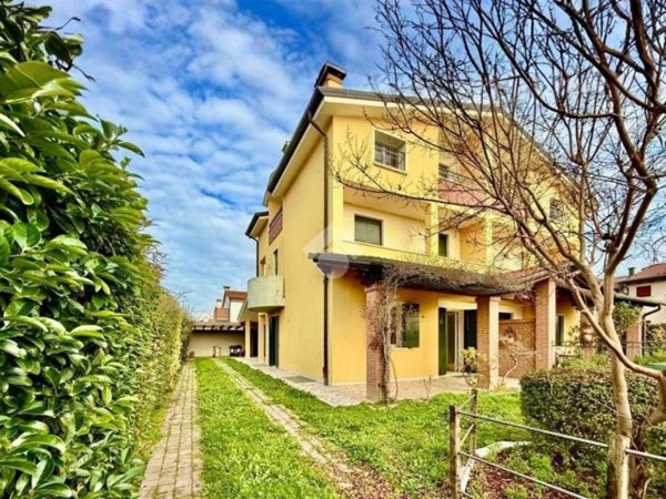casa indipendente in vendita a Veggiano