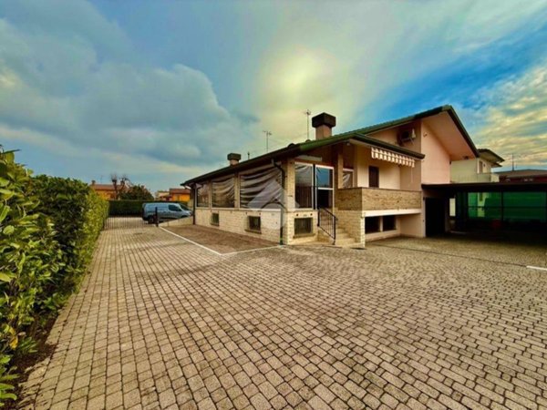 casa indipendente in vendita a Veggiano