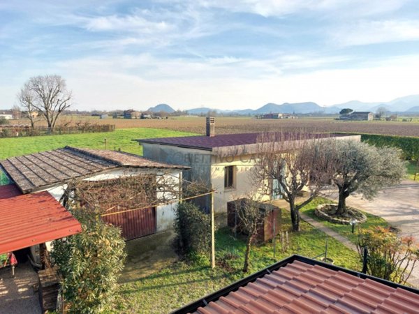 casa indipendente in vendita a Veggiano