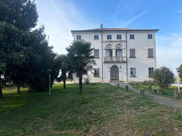 casa indipendente in vendita a Vescovana