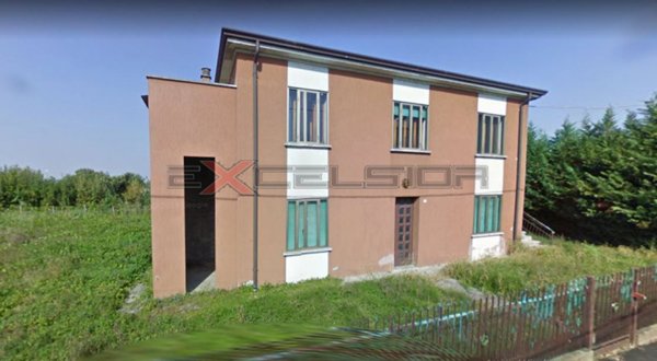casa indipendente in vendita a Vescovana in zona Santa Maria D'Adige