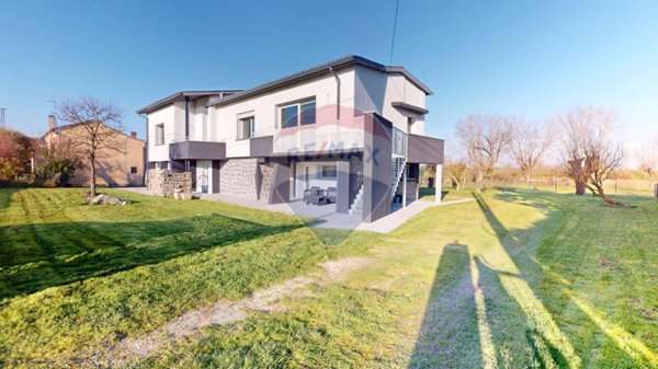 casa indipendente in vendita a Vescovana