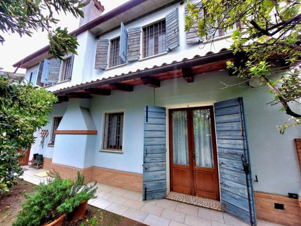 casa indipendente in vendita a Vescovana