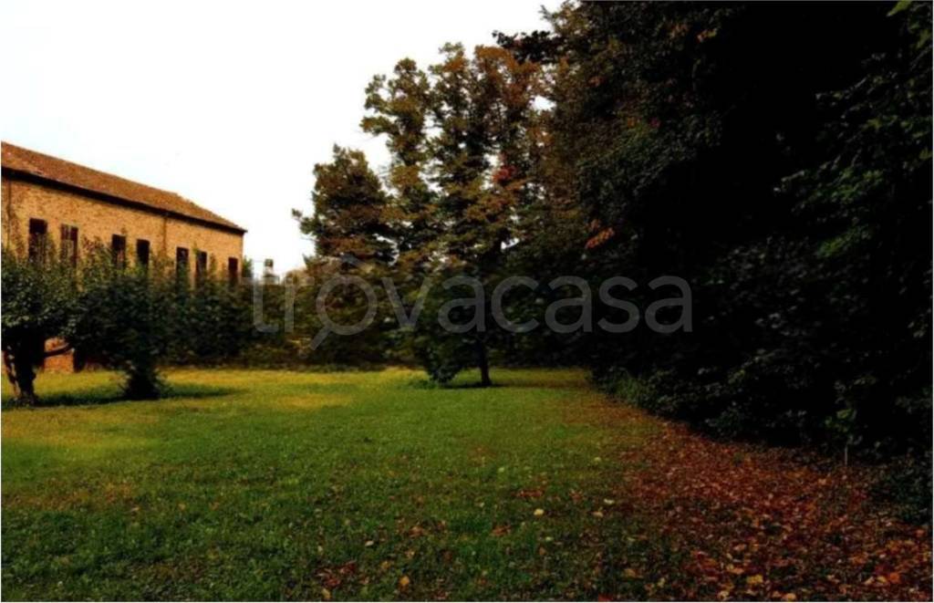 locale di sgombero in vendita a Vescovana