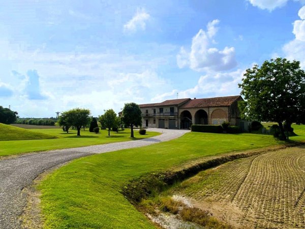 esavano in vendita a Vescovana