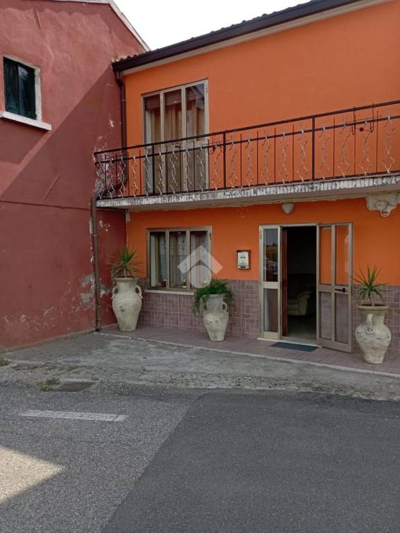 casa indipendente in vendita a Vescovana