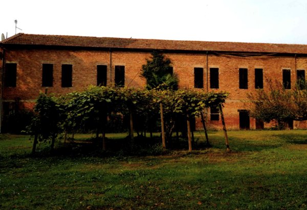 locale di sgombero in vendita a Vescovana