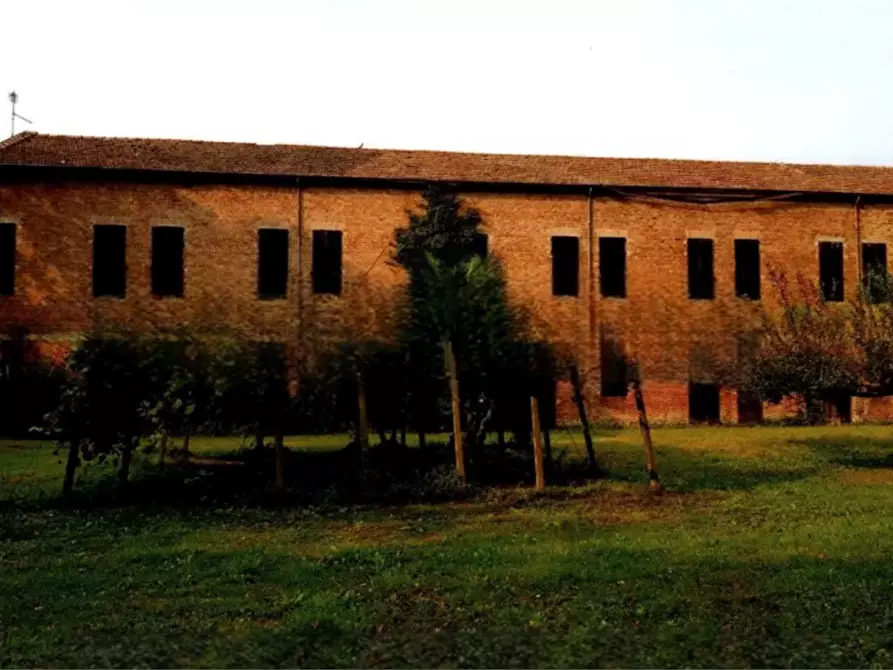 locale di sgombero in vendita a Vescovana