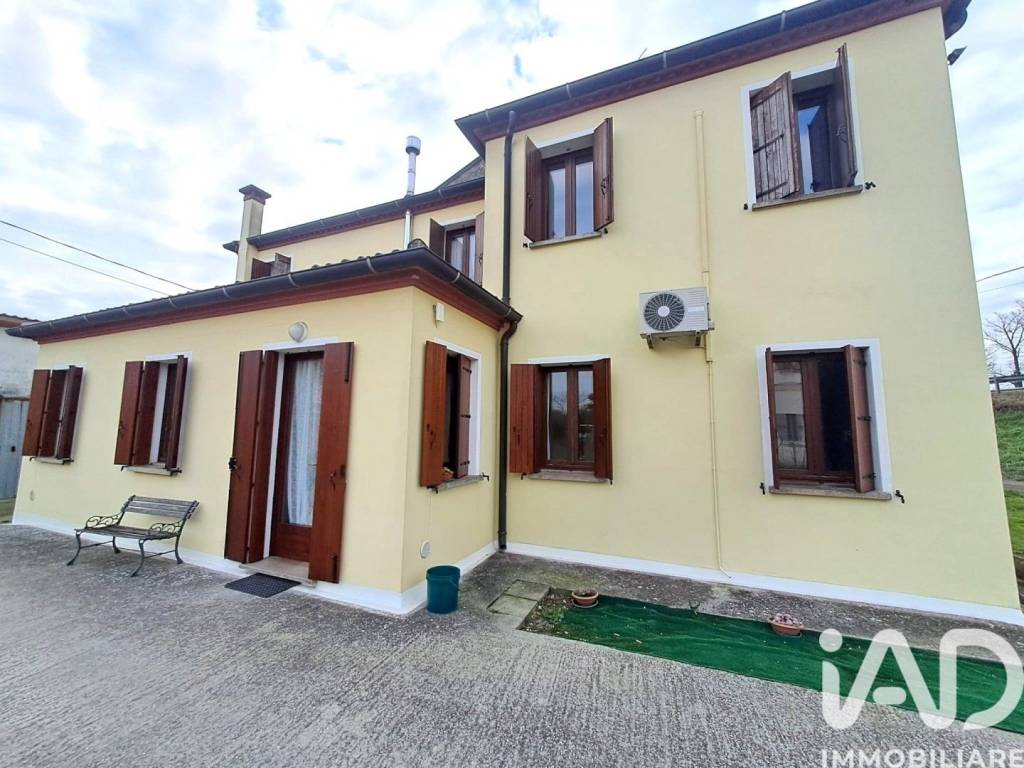 casa indipendente in vendita a Vescovana