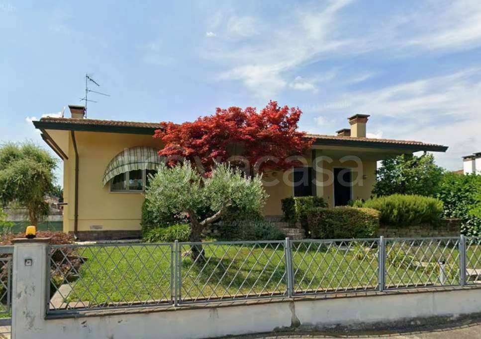 casa indipendente in vendita a Vescovana