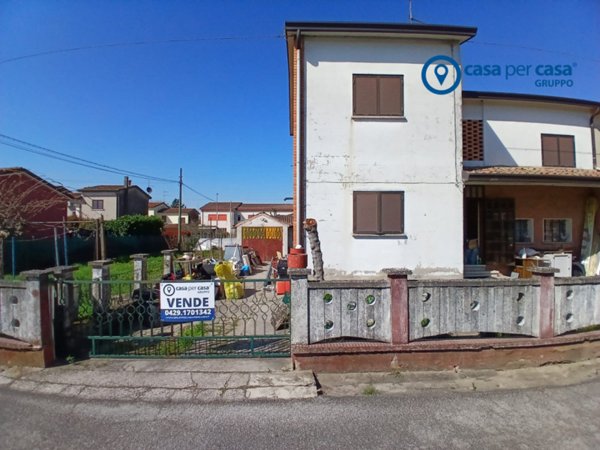 casa indipendente in vendita a Vescovana