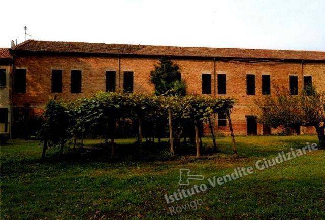 locale commerciale in vendita a Vescovana