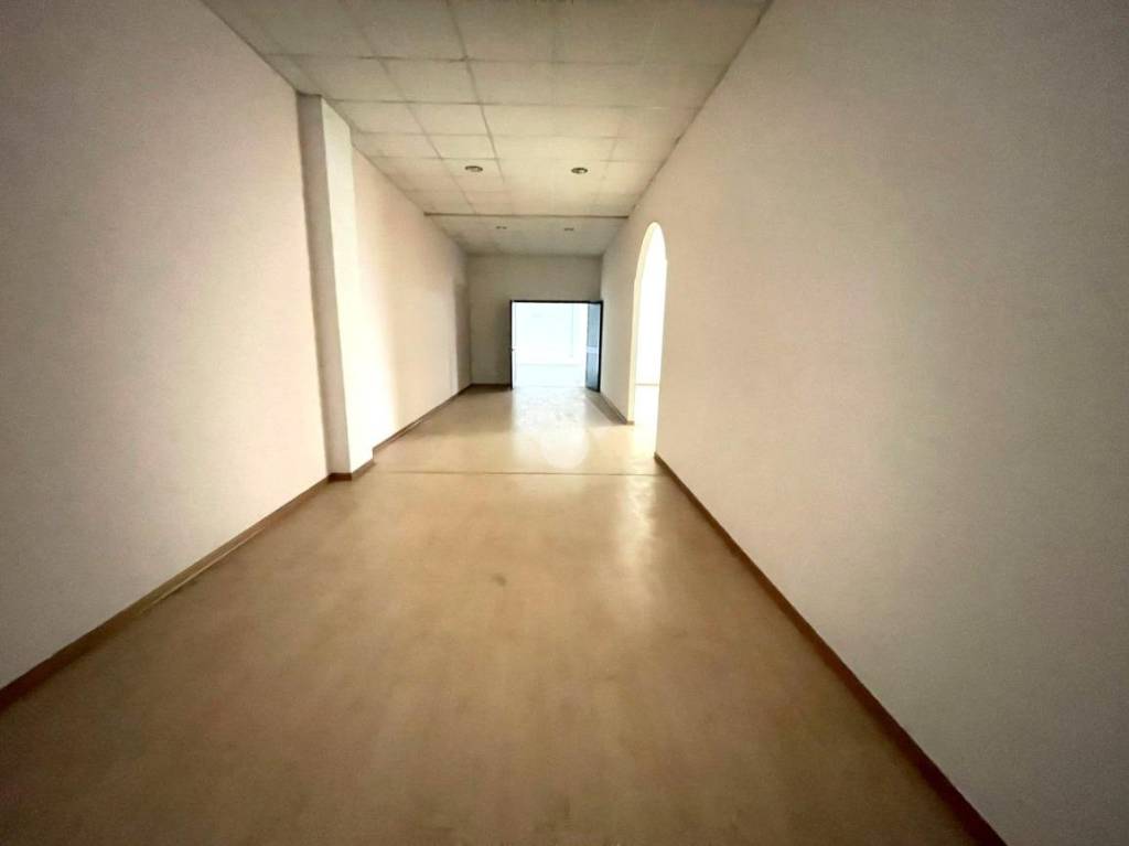 negozio in vendita a Vigodarzere in zona Saletto