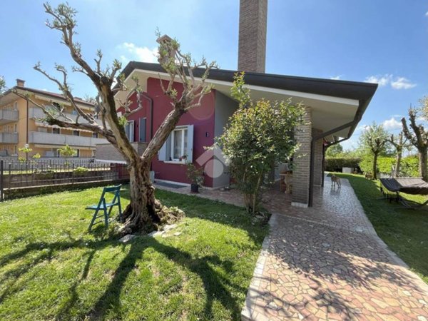 casa indipendente in vendita a Vigodarzere in zona Terraglione