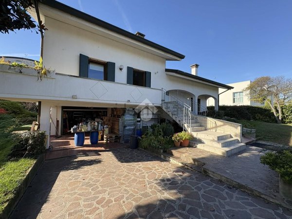 casa indipendente in vendita a Vigodarzere in zona Saletto