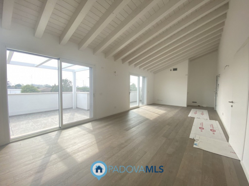 appartamento in vendita a Vigonza in zona Perarolo