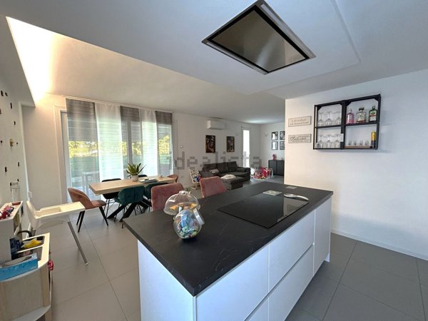 casa indipendente in vendita a Vigonza in zona Perarolo
