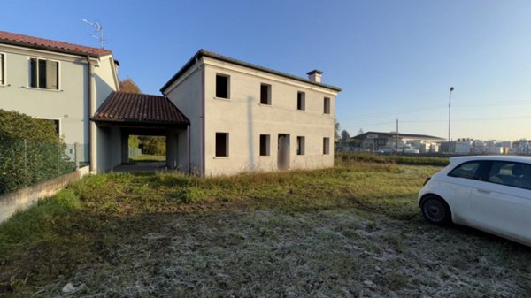 casa indipendente in vendita a Vigonza in zona Pionca