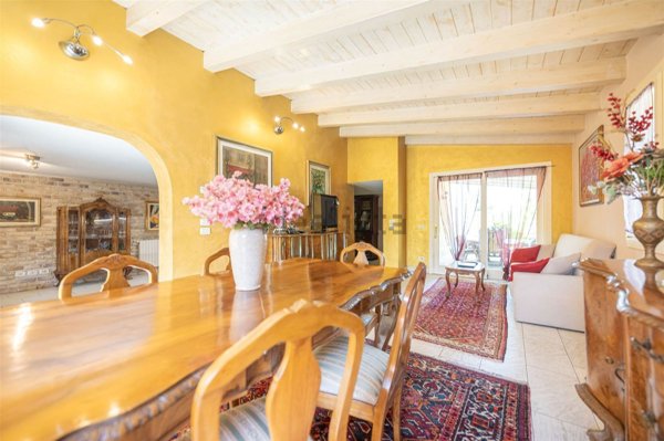 casa indipendente in vendita a Vigonza in zona Peraga