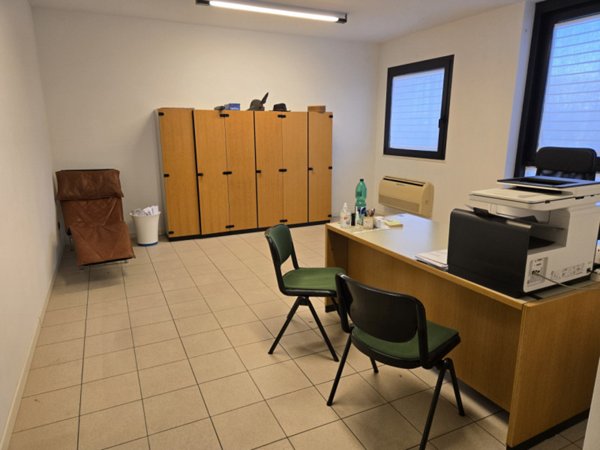 ufficio in vendita a Vigonza in zona Peraga
