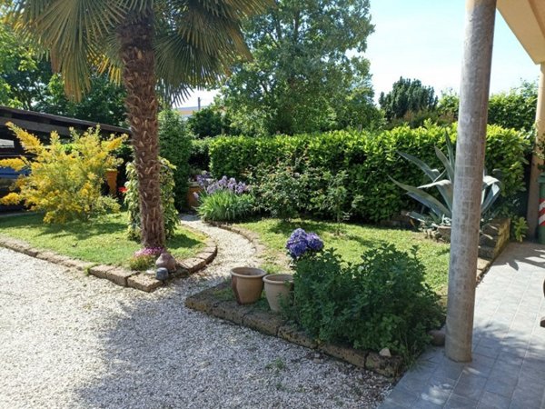 casa indipendente in vendita a Vigonza in zona Peraga