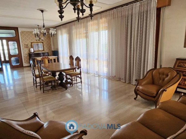 casa indipendente in vendita a Vigonza in zona Perarolo