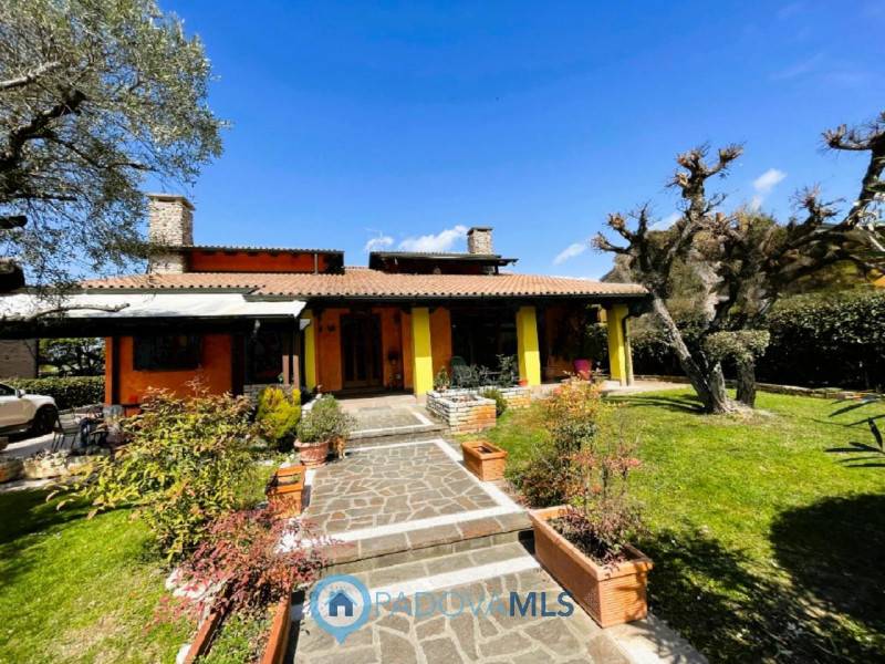 casa indipendente in vendita a Vigonza in zona Codiverno