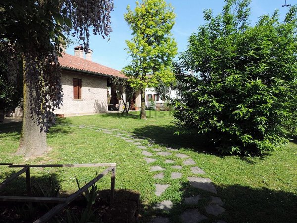 casa indipendente in vendita a Vigonza in zona Peraga
