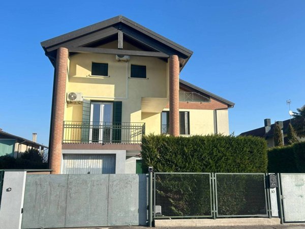 casa indipendente in vendita a Vigonza in zona Pionca