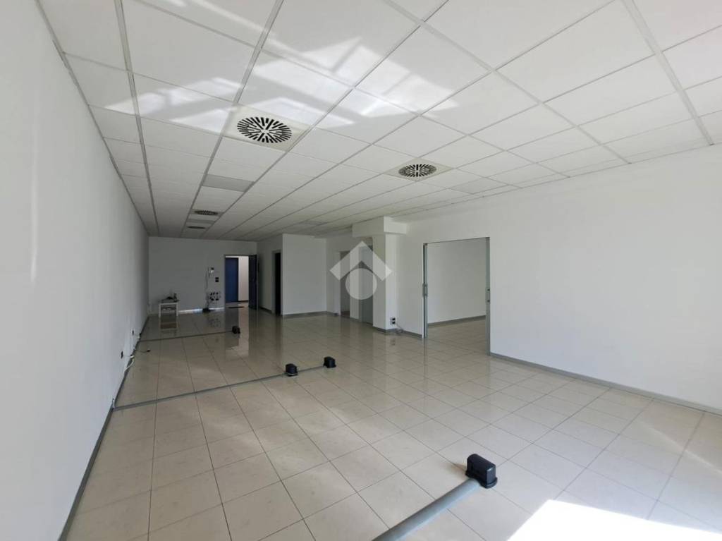ufficio in vendita a Vigonza in zona Perarolo