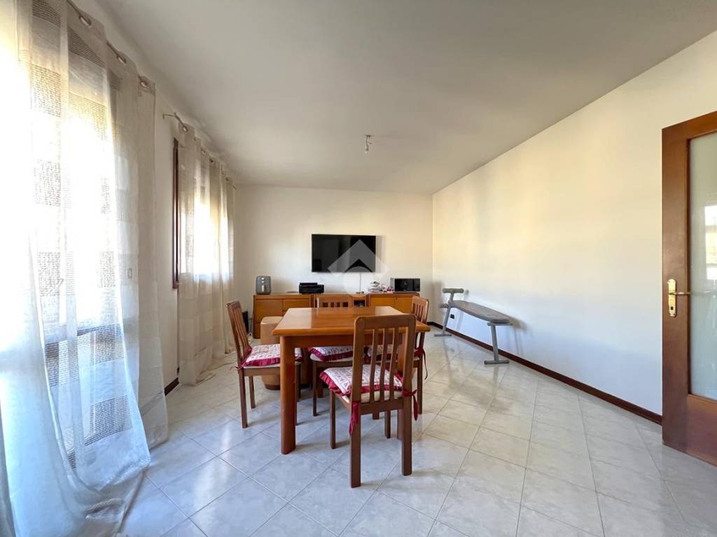 appartamento in vendita a Vigonza in zona Pionca