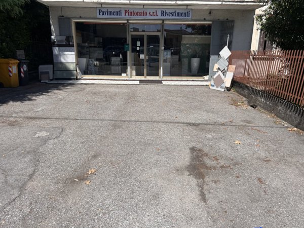 negozio in vendita a Vigonza