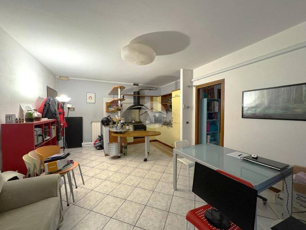 appartamento in vendita a Vigonza in zona Perarolo