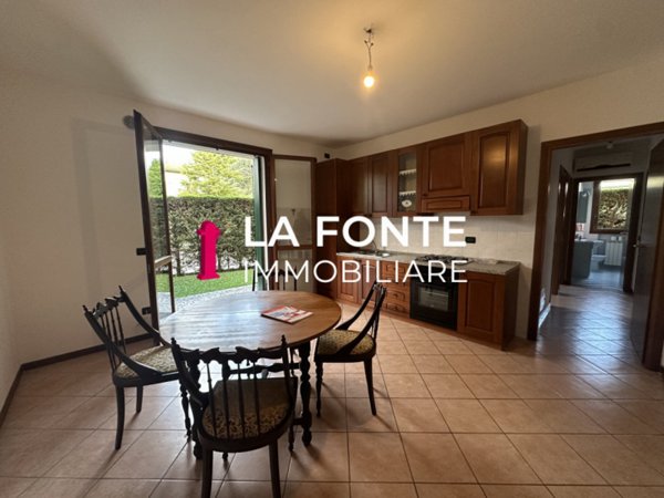appartamento in vendita a Vigonza in zona Perarolo