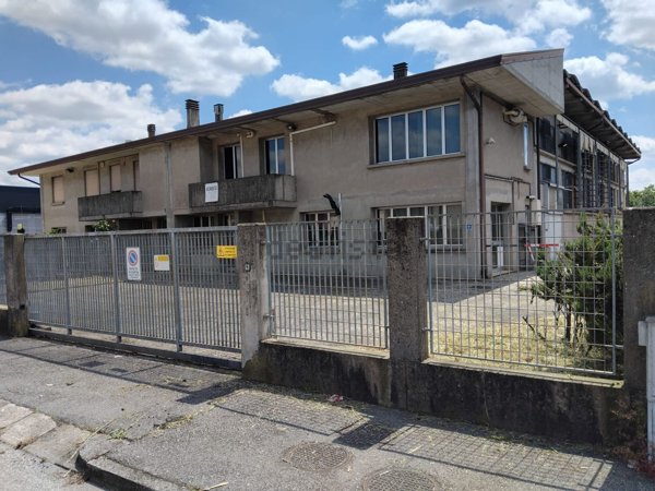 capannone in vendita a Vigonza in zona Peraga