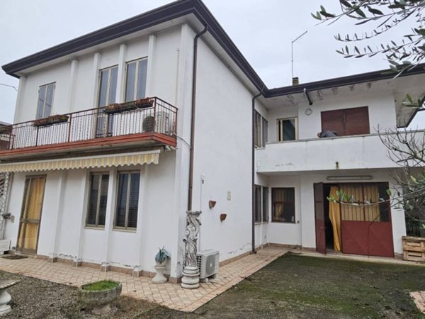 casa indipendente in vendita a Vigonza in zona Peraga