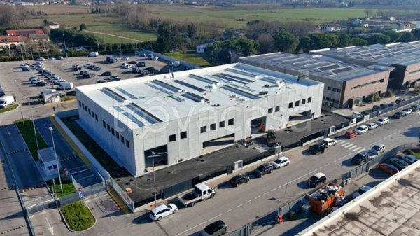 locale commerciale in vendita a Vigonza