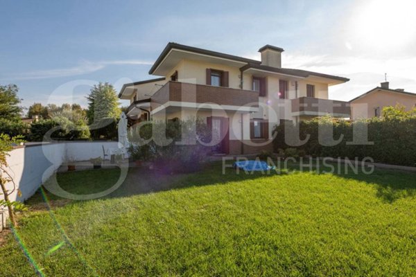 casa indipendente in vendita a Vigonza in zona Perarolo