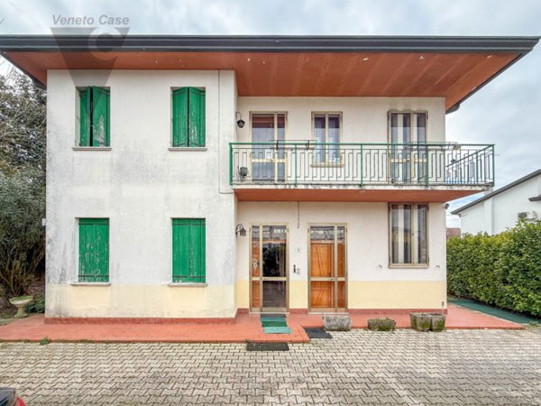 casa indipendente in vendita a Vigonza in zona Perarolo