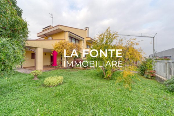 casa indipendente in vendita a Vigonza in zona Peraga