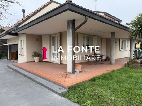 casa indipendente in vendita a Vigonza in zona Codiverno