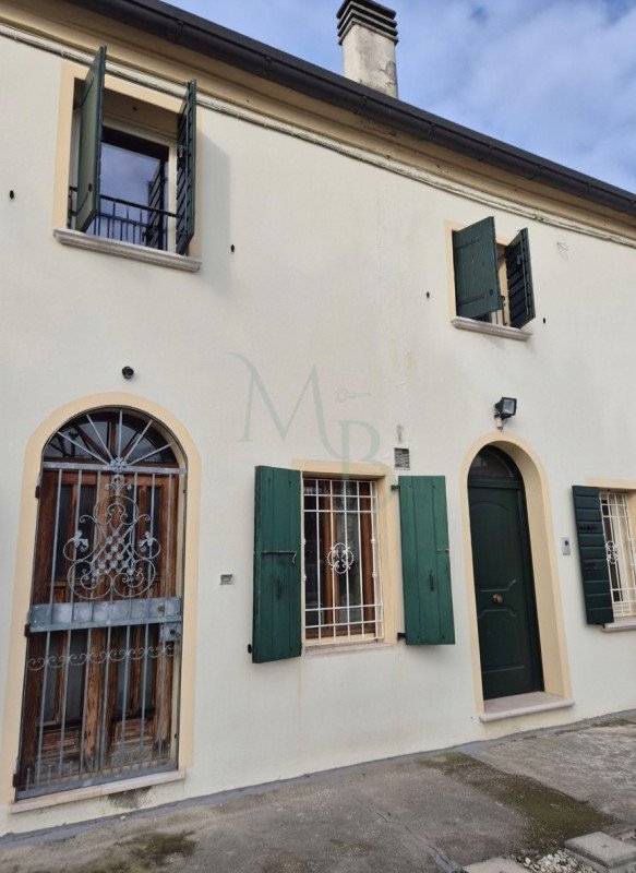 casa indipendente in vendita a Vigonza in zona Peraga