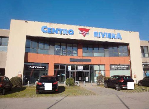 negozio in vendita a Vigonza in zona Perarolo