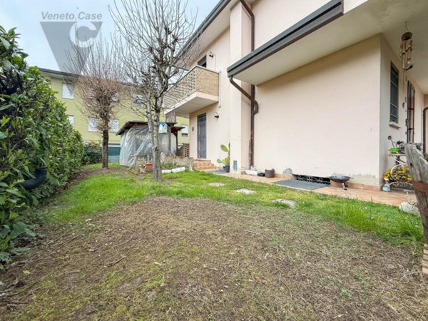 casa indipendente in vendita a Vigonza in zona Perarolo