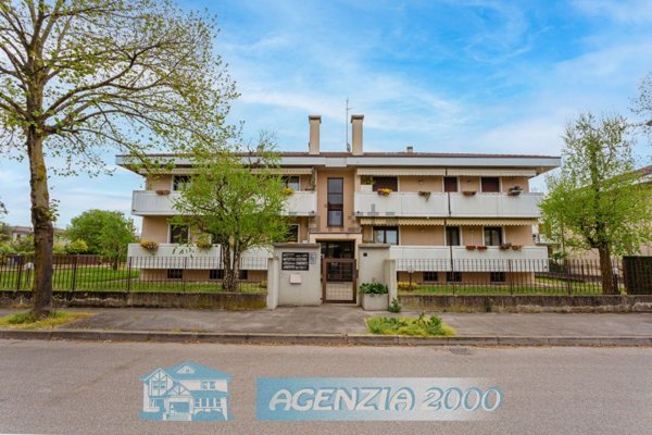 appartamento in vendita a Vigonza in zona Perarolo