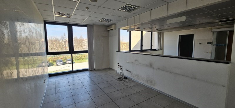 ufficio in vendita a Vigonza in zona Peraga
