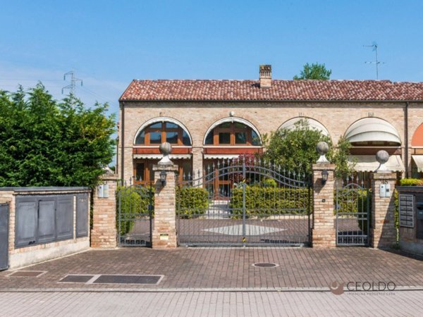 casa indipendente in vendita a Vigonza in zona Peraga